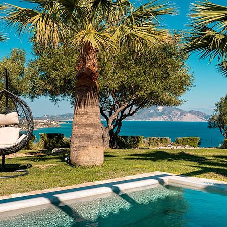 Kymaros Villas Keri 部屋 写真