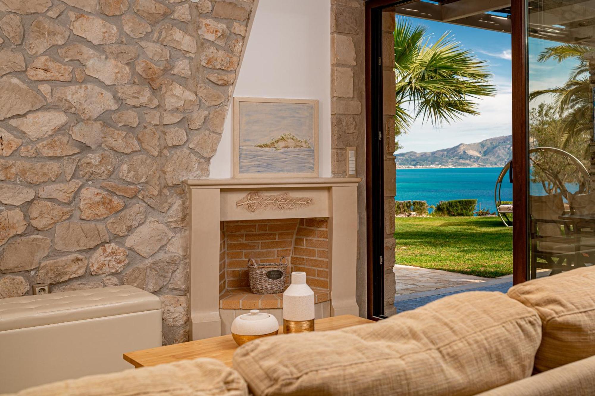 Kymaros Villas Keri 部屋 写真